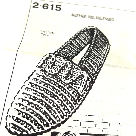 Mail Order Patterns By Pauline Vintage 1950's Crochet Slippers Pattern # 2-615 - Picture 3 of 4